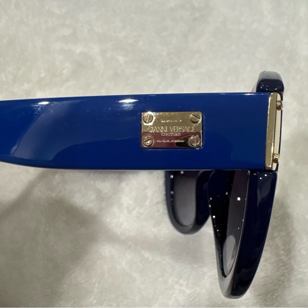 VERSACE Gianni Versace Blue Plastic Oversized Sunglasses - Picture 6 of 16